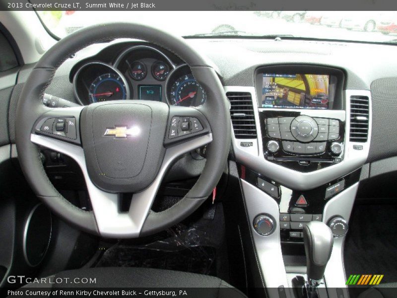 Summit White / Jet Black 2013 Chevrolet Cruze LT