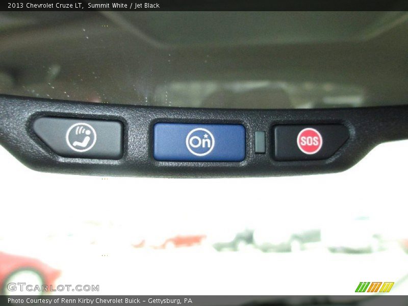 Summit White / Jet Black 2013 Chevrolet Cruze LT