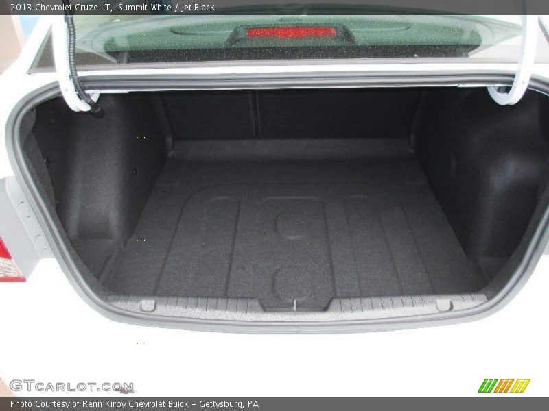 Summit White / Jet Black 2013 Chevrolet Cruze LT