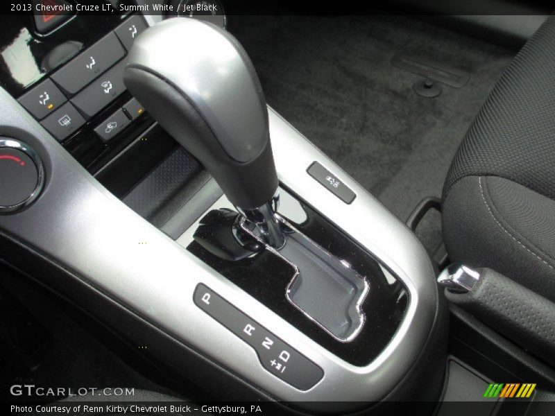 Summit White / Jet Black 2013 Chevrolet Cruze LT
