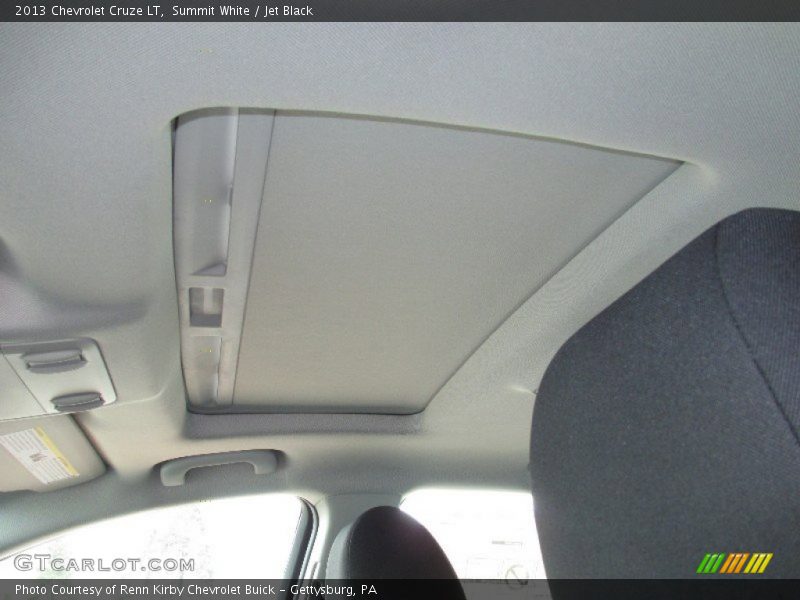 Summit White / Jet Black 2013 Chevrolet Cruze LT