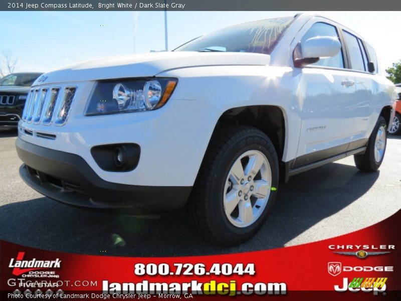 Bright White / Dark Slate Gray 2014 Jeep Compass Latitude