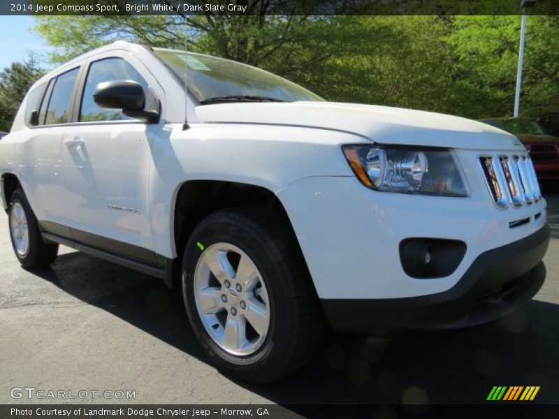 Bright White / Dark Slate Gray 2014 Jeep Compass Sport
