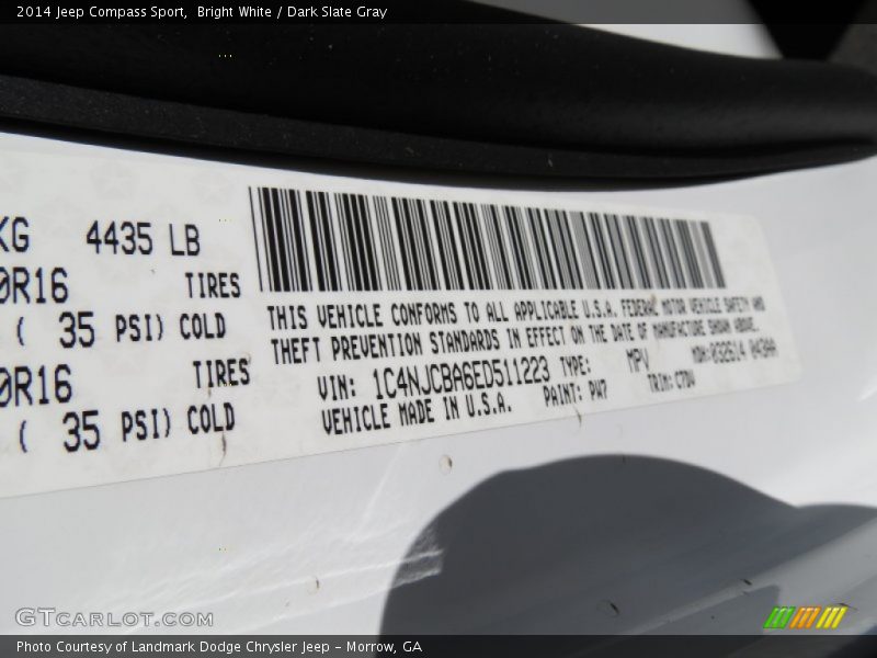 Bright White / Dark Slate Gray 2014 Jeep Compass Sport