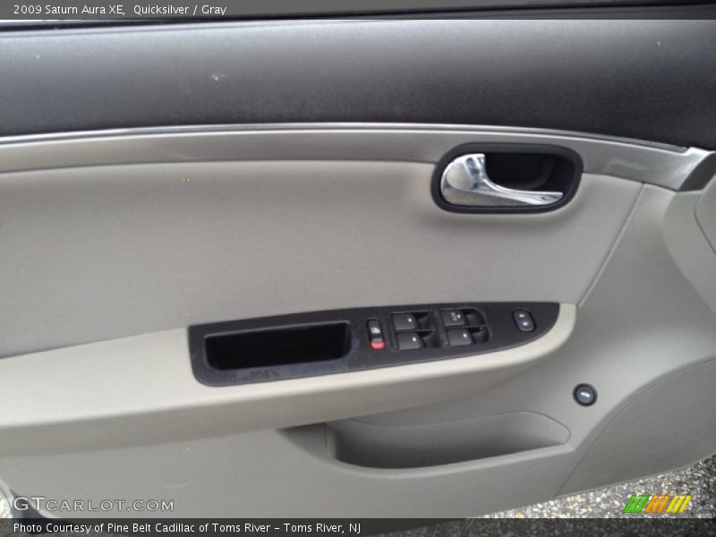 Quicksilver / Gray 2009 Saturn Aura XE