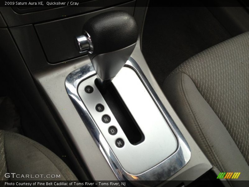 Quicksilver / Gray 2009 Saturn Aura XE