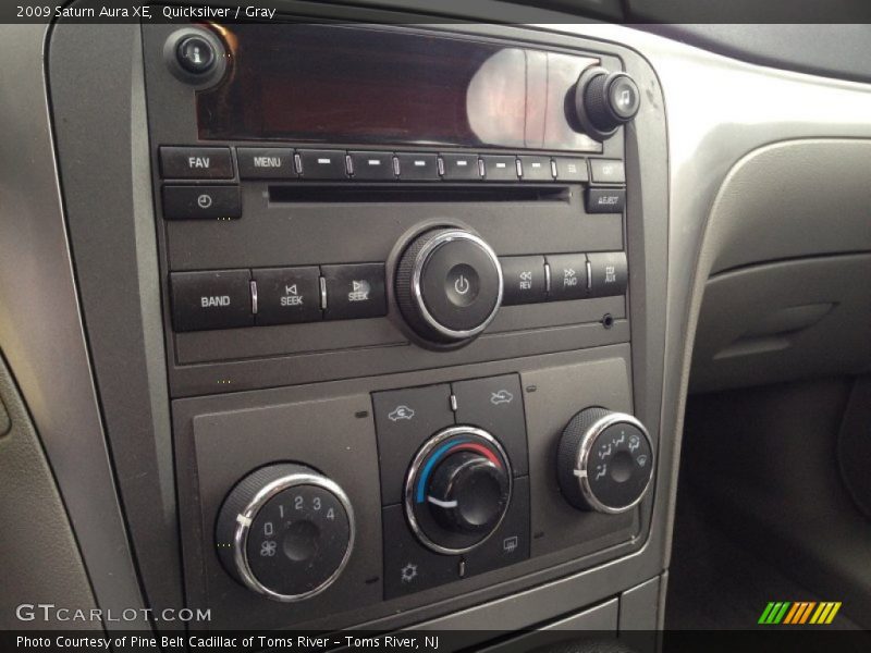 Quicksilver / Gray 2009 Saturn Aura XE