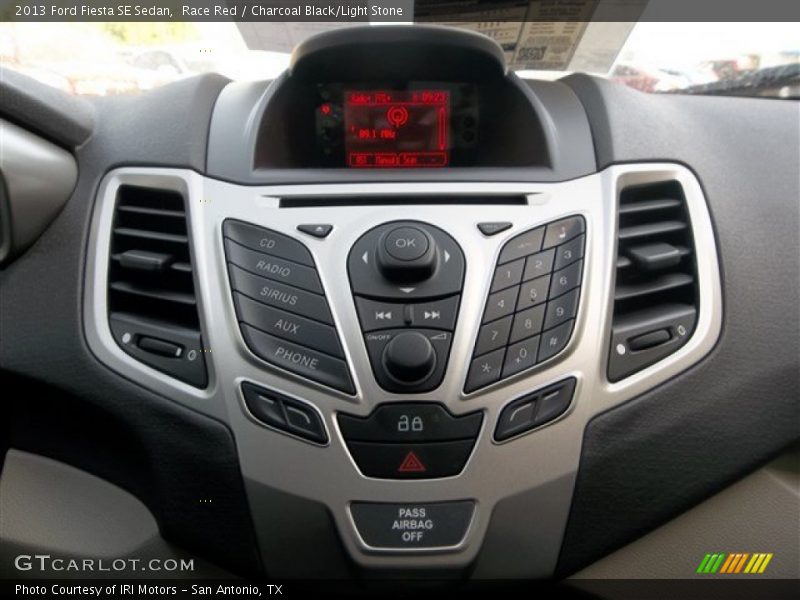 Race Red / Charcoal Black/Light Stone 2013 Ford Fiesta SE Sedan