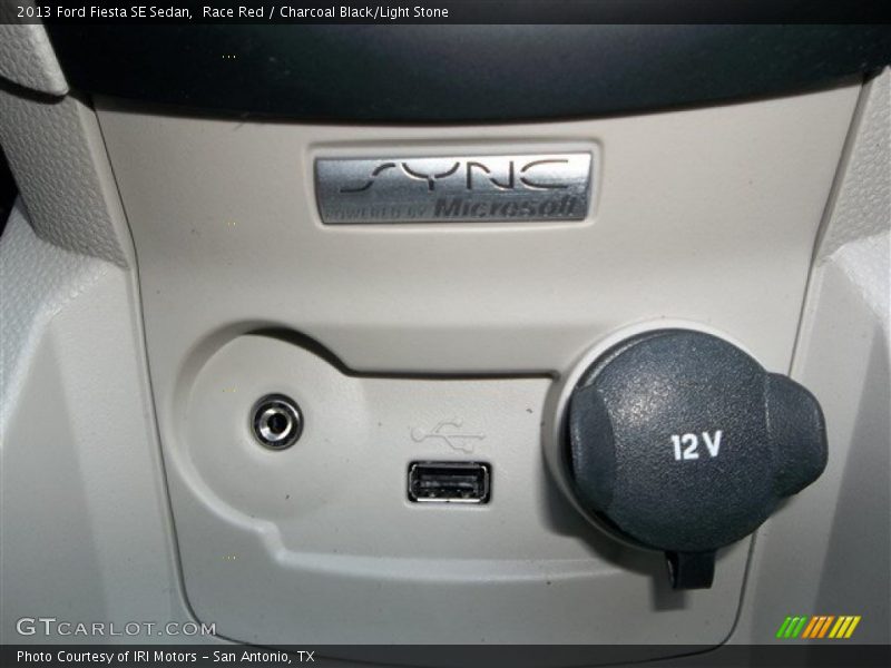 Race Red / Charcoal Black/Light Stone 2013 Ford Fiesta SE Sedan