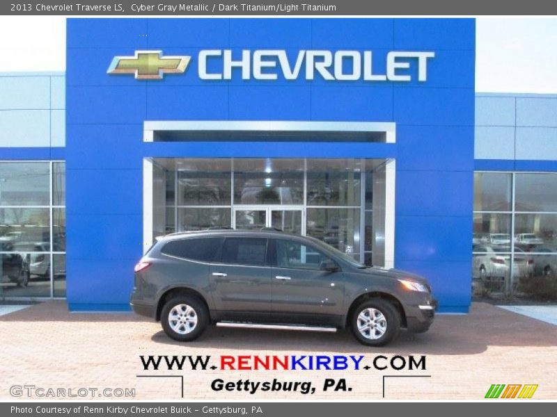 Cyber Gray Metallic / Dark Titanium/Light Titanium 2013 Chevrolet Traverse LS
