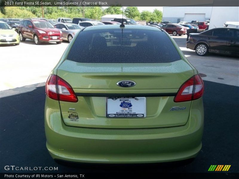 Lime Squeeze / Charcoal Black 2013 Ford Fiesta SE Sedan