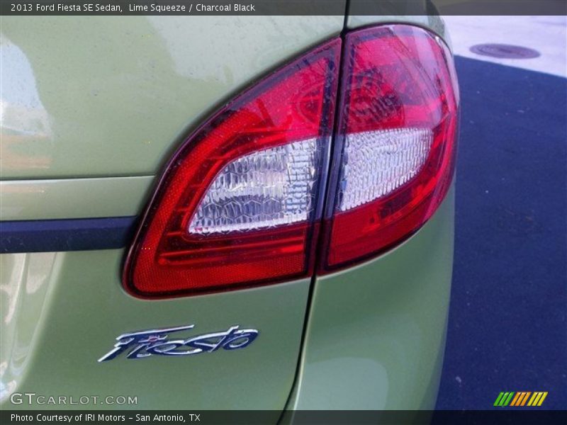 Lime Squeeze / Charcoal Black 2013 Ford Fiesta SE Sedan