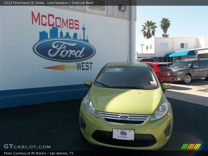 Lime Squeeze / Charcoal Black 2013 Ford Fiesta SE Sedan