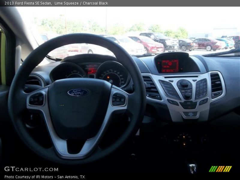 Lime Squeeze / Charcoal Black 2013 Ford Fiesta SE Sedan