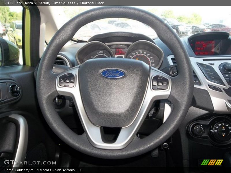 Lime Squeeze / Charcoal Black 2013 Ford Fiesta SE Sedan