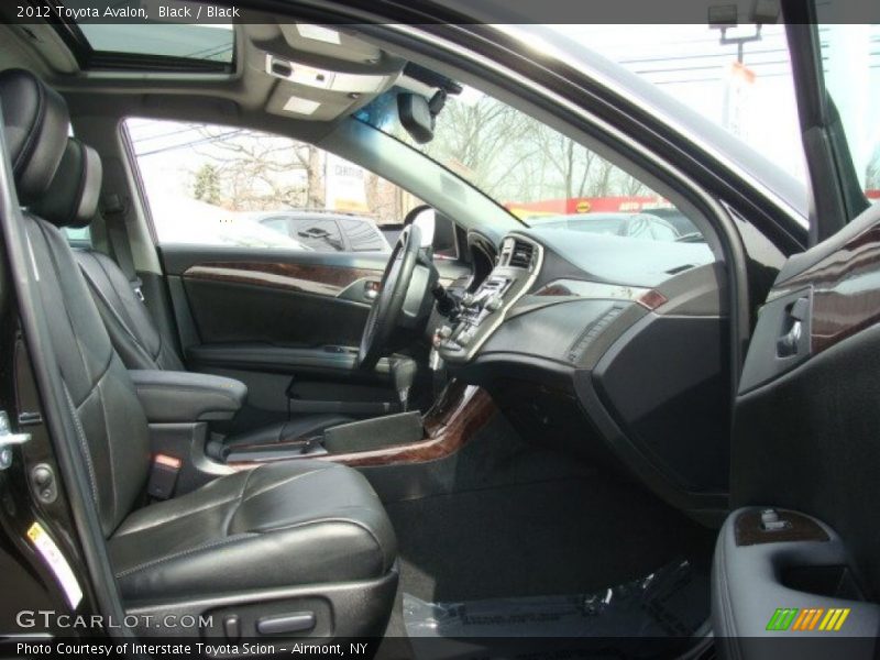 Black / Black 2012 Toyota Avalon