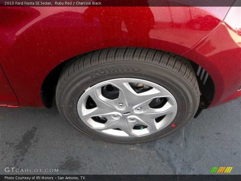Ruby Red / Charcoal Black 2013 Ford Fiesta SE Sedan