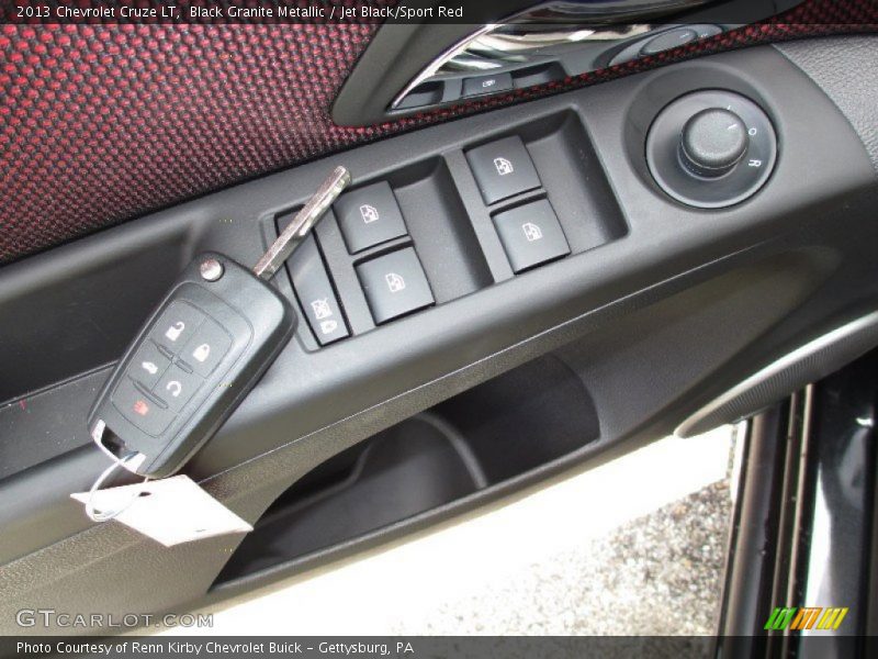 Controls of 2013 Cruze LT