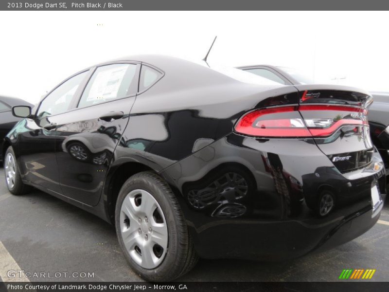 Pitch Black / Black 2013 Dodge Dart SE