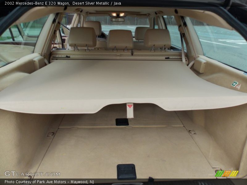  2002 E 320 Wagon Trunk