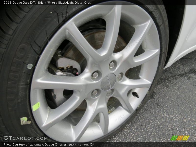 Bright White / Black/Light Diesel Gray 2013 Dodge Dart SXT