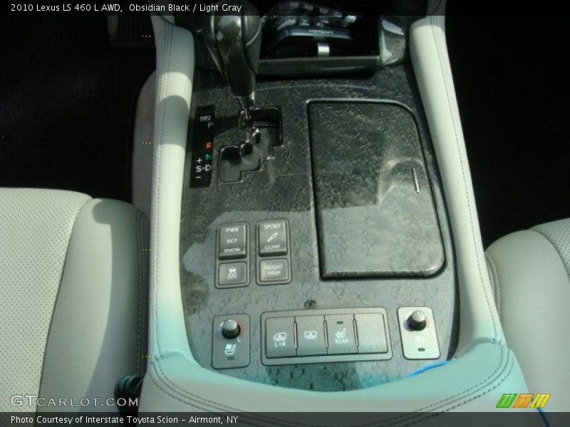Controls of 2010 LS 460 L AWD