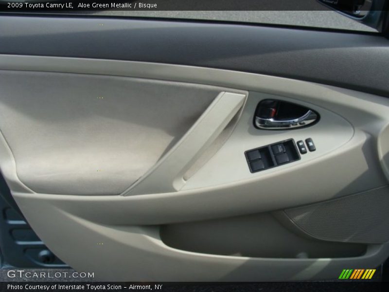 Aloe Green Metallic / Bisque 2009 Toyota Camry LE