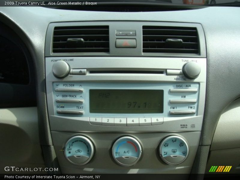 Aloe Green Metallic / Bisque 2009 Toyota Camry LE