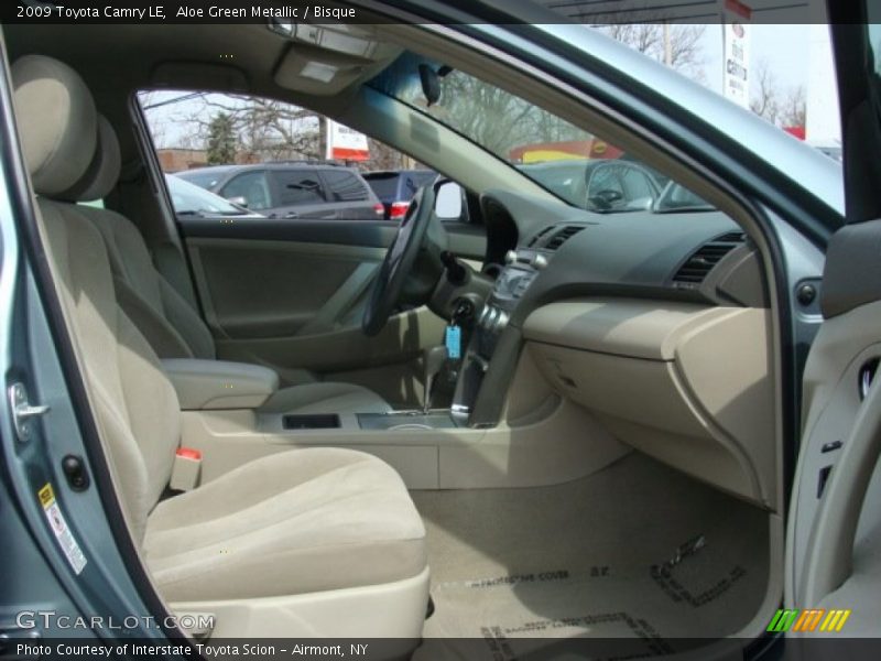 Aloe Green Metallic / Bisque 2009 Toyota Camry LE
