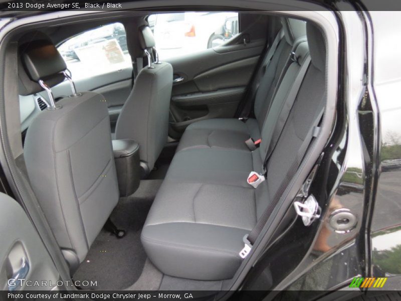 Black / Black 2013 Dodge Avenger SE