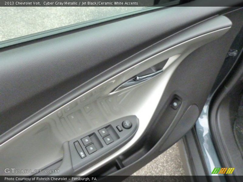Cyber Gray Metallic / Jet Black/Ceramic White Accents 2013 Chevrolet Volt