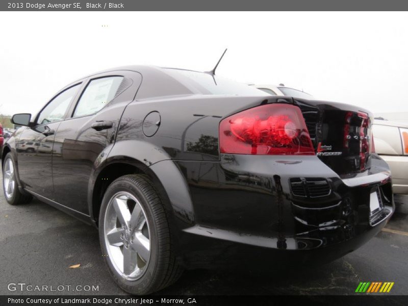 Black / Black 2013 Dodge Avenger SE