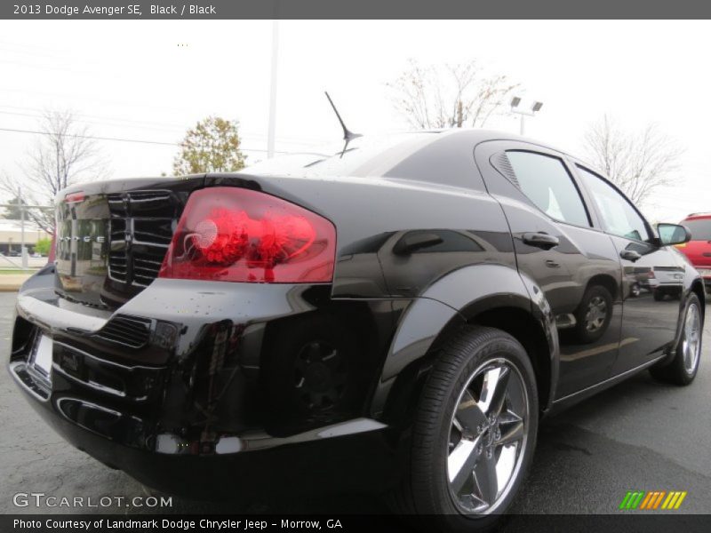 Black / Black 2013 Dodge Avenger SE