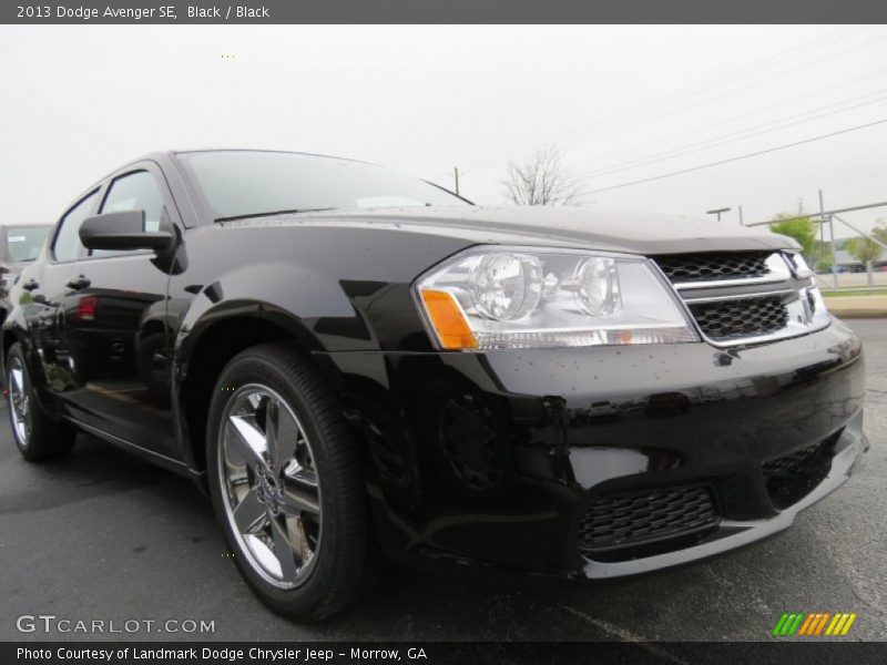 Black / Black 2013 Dodge Avenger SE
