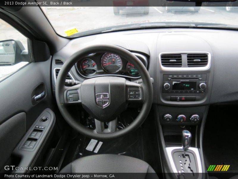 Black / Black 2013 Dodge Avenger SE