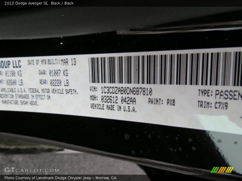 Black / Black 2013 Dodge Avenger SE