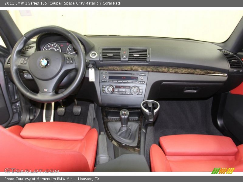 Dashboard of 2011 1 Series 135i Coupe