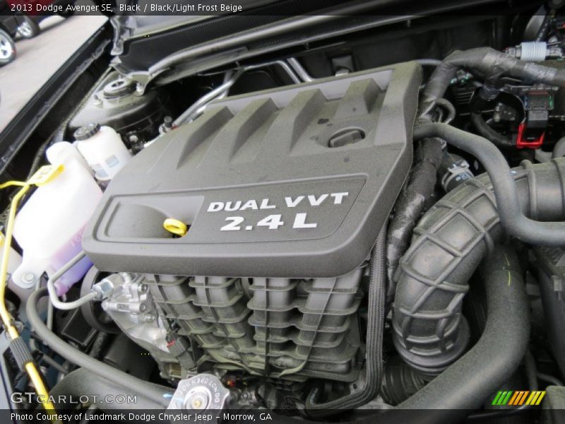 Black / Black/Light Frost Beige 2013 Dodge Avenger SE