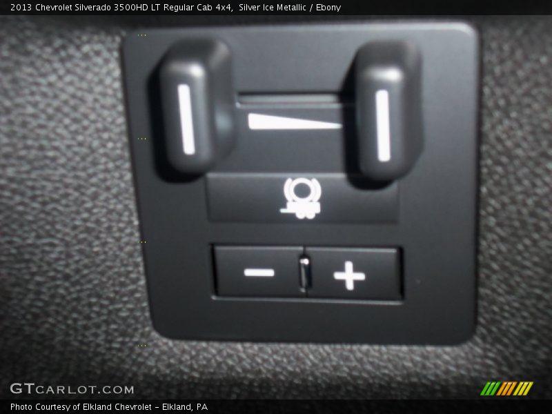 Silver Ice Metallic / Ebony 2013 Chevrolet Silverado 3500HD LT Regular Cab 4x4