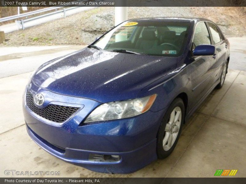 Front 3/4 View of 2007 Camry SE
