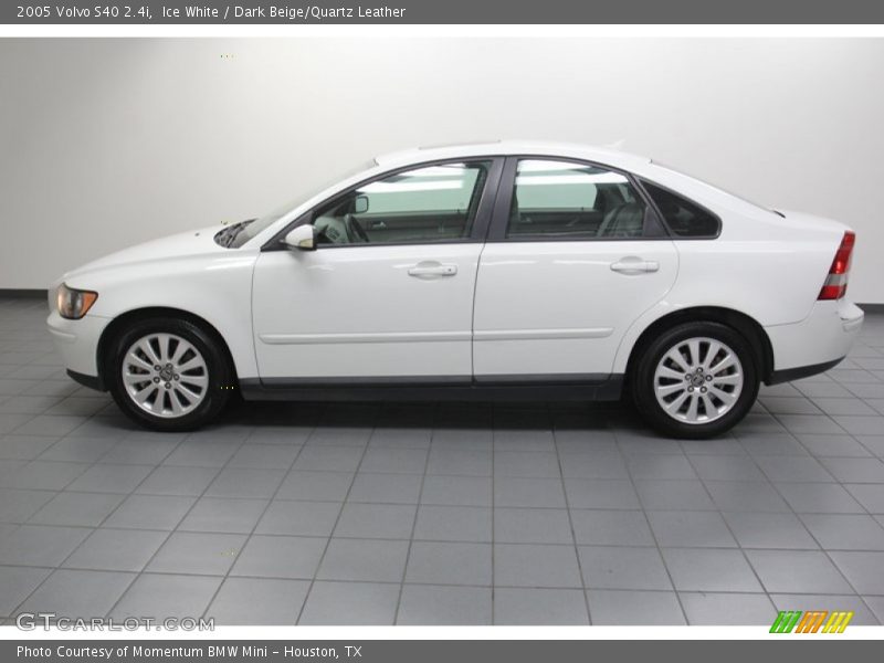 Ice White / Dark Beige/Quartz Leather 2005 Volvo S40 2.4i