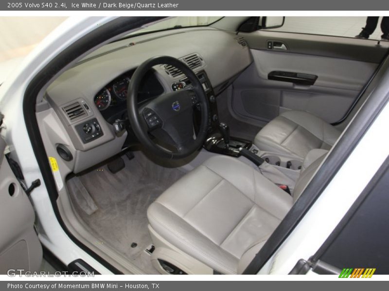 Ice White / Dark Beige/Quartz Leather 2005 Volvo S40 2.4i