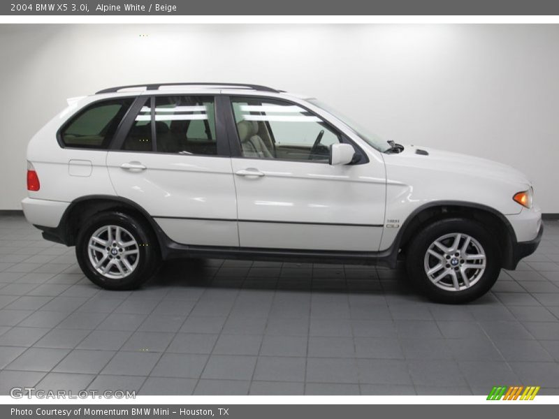 Alpine White / Beige 2004 BMW X5 3.0i