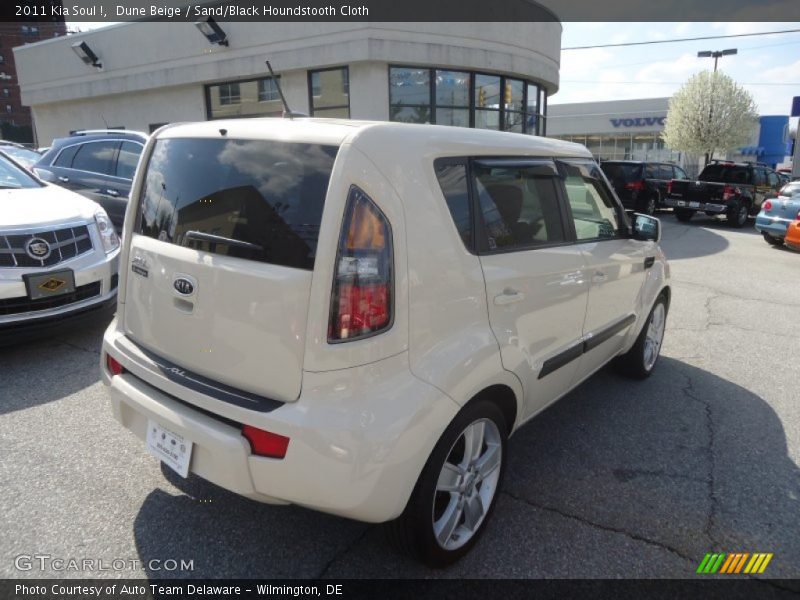 Dune Beige / Sand/Black Houndstooth Cloth 2011 Kia Soul !