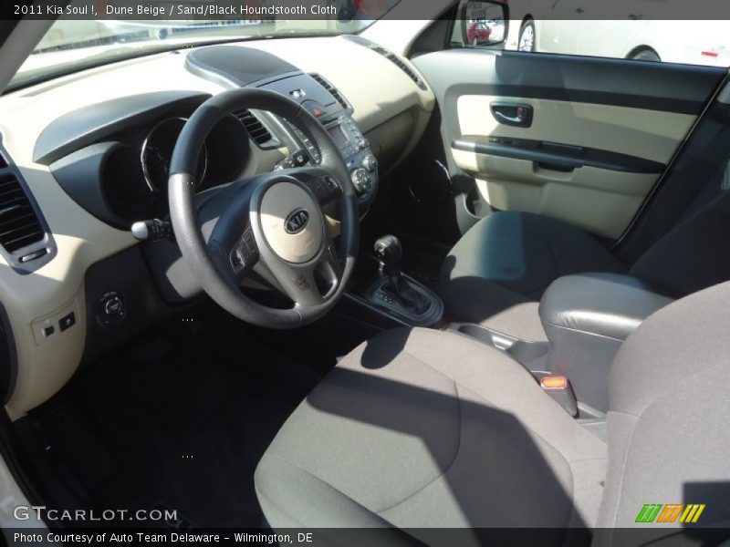 Dune Beige / Sand/Black Houndstooth Cloth 2011 Kia Soul !