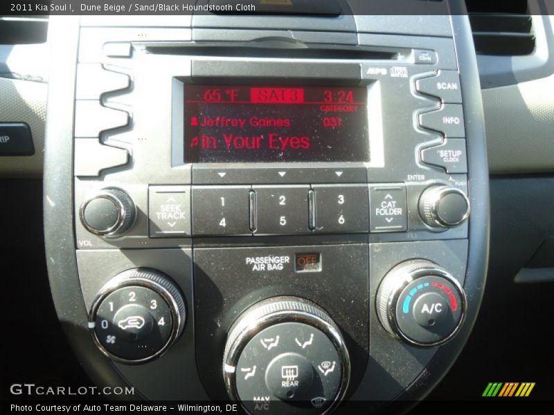 Dune Beige / Sand/Black Houndstooth Cloth 2011 Kia Soul !