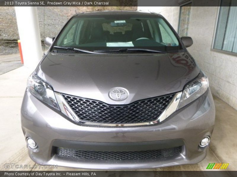 Predawn Gray Mica / Dark Charcoal 2013 Toyota Sienna SE