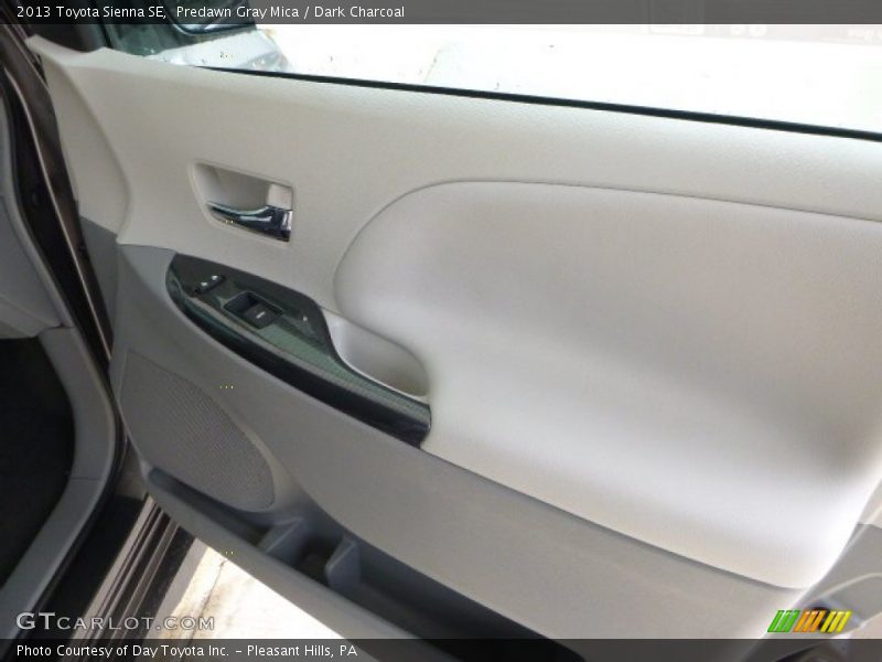 Predawn Gray Mica / Dark Charcoal 2013 Toyota Sienna SE