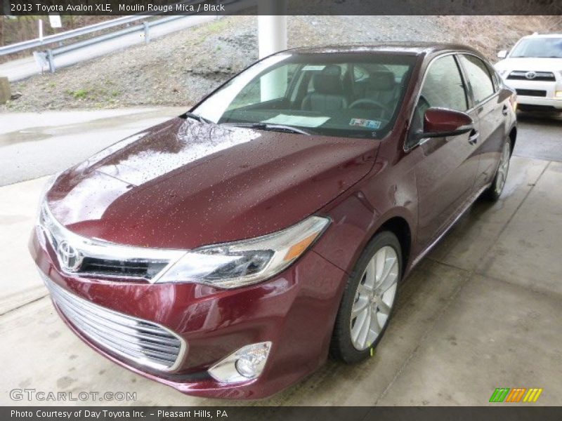 Moulin Rouge Mica / Black 2013 Toyota Avalon XLE