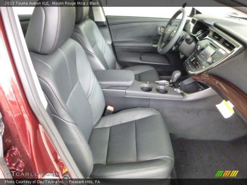 Moulin Rouge Mica / Black 2013 Toyota Avalon XLE
